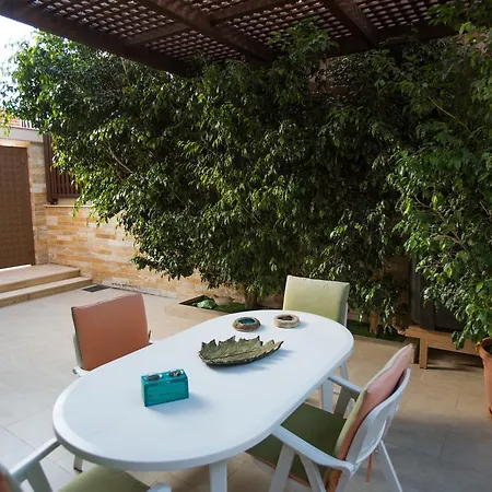 Sofia's Delightful Feriehus Argostoli (Kefalonia)