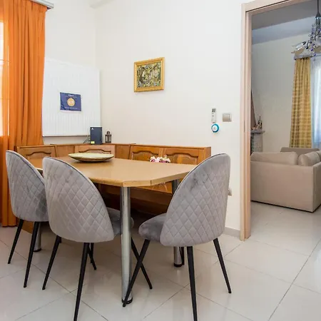 Sofia's Delightful *